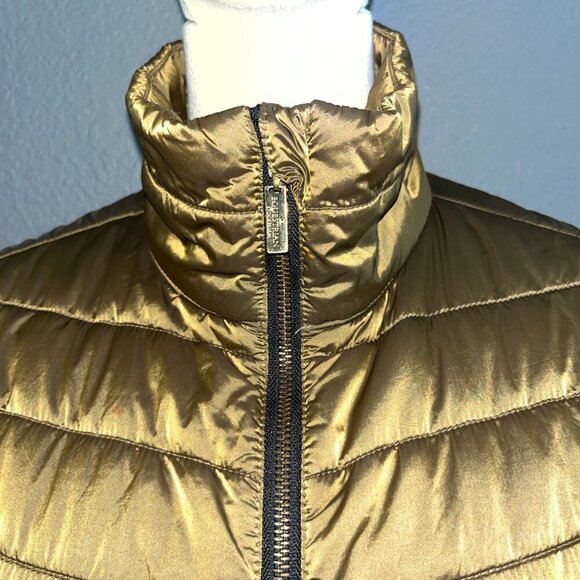 EQUESTRIAN STOCKHOLM LIGHTWEIGHT PERFORMANCE NYLON PUFFER JACKET in BRONZE - S - Picture 3 of 14